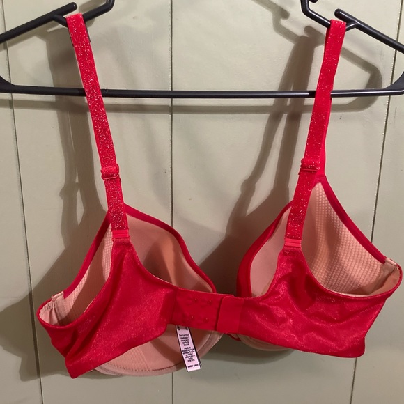 Victoria’s Secret 36D bras - new - Picture 2 of 4